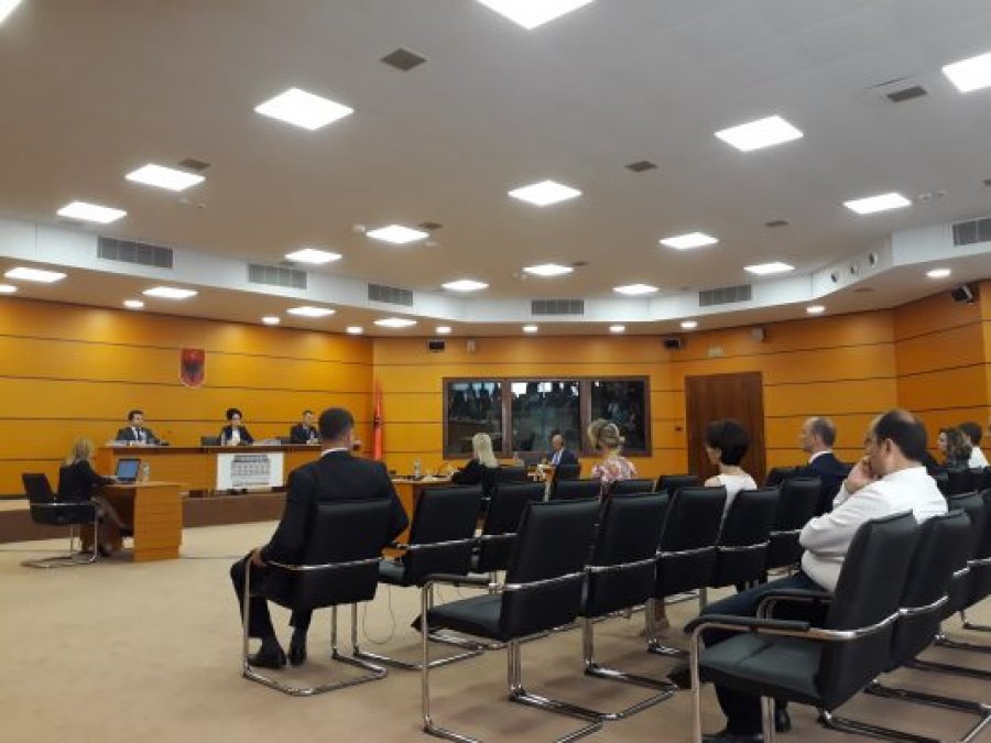 VETTING-u & EMRI/ Gjykatësja e Kurbinit Kalon me sukses verifikimin