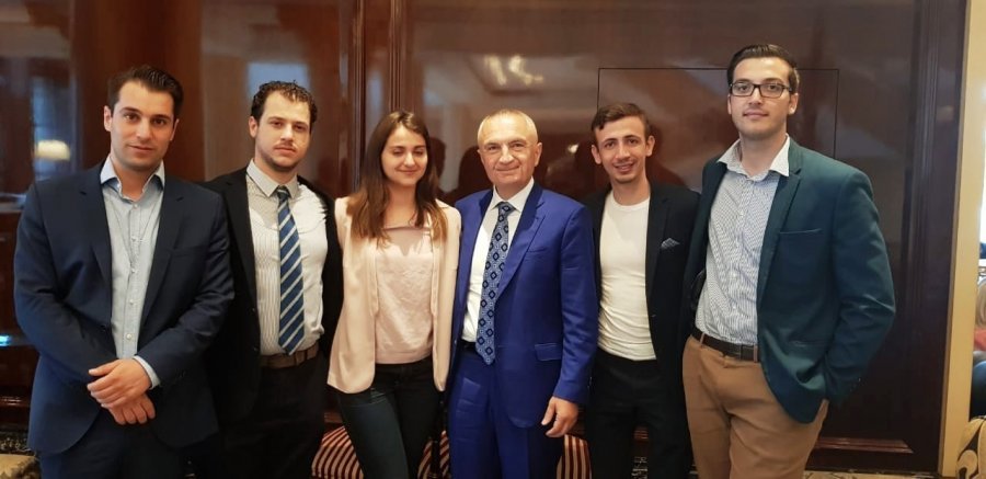 Meta takim të vecantë me të rinjtë shqiptarë në Gjermani