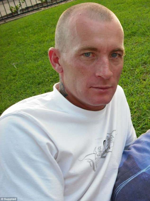 Torturoi për vdekje djalin 9-vjeçar, babai zbulon arsyen e pabesueshme