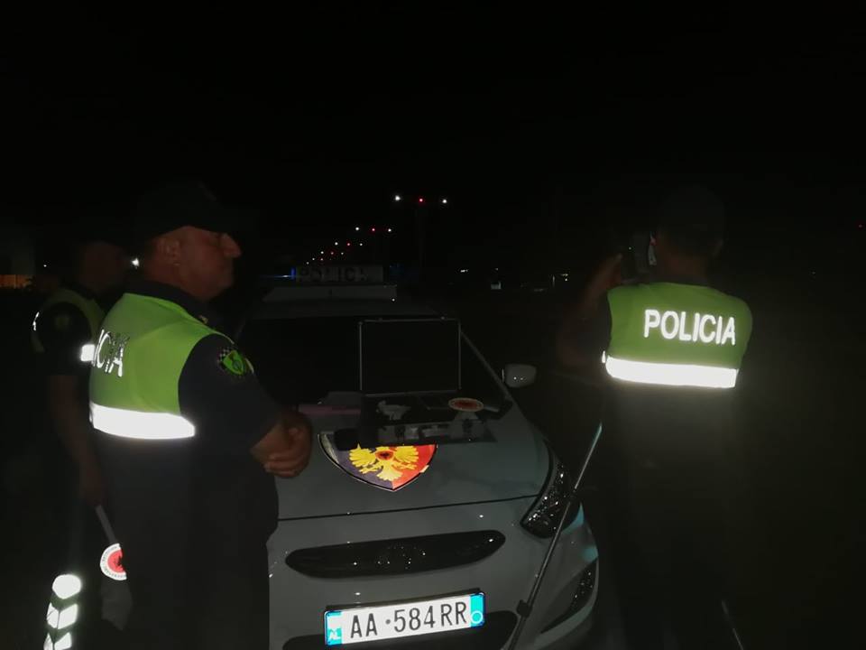 Policia rrugore grin shoferët në Tiranë: Ec ngadalë që të shkosh larg