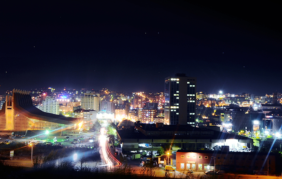 Krimi i dyfishtë, vret gruan pastaj edhe veten