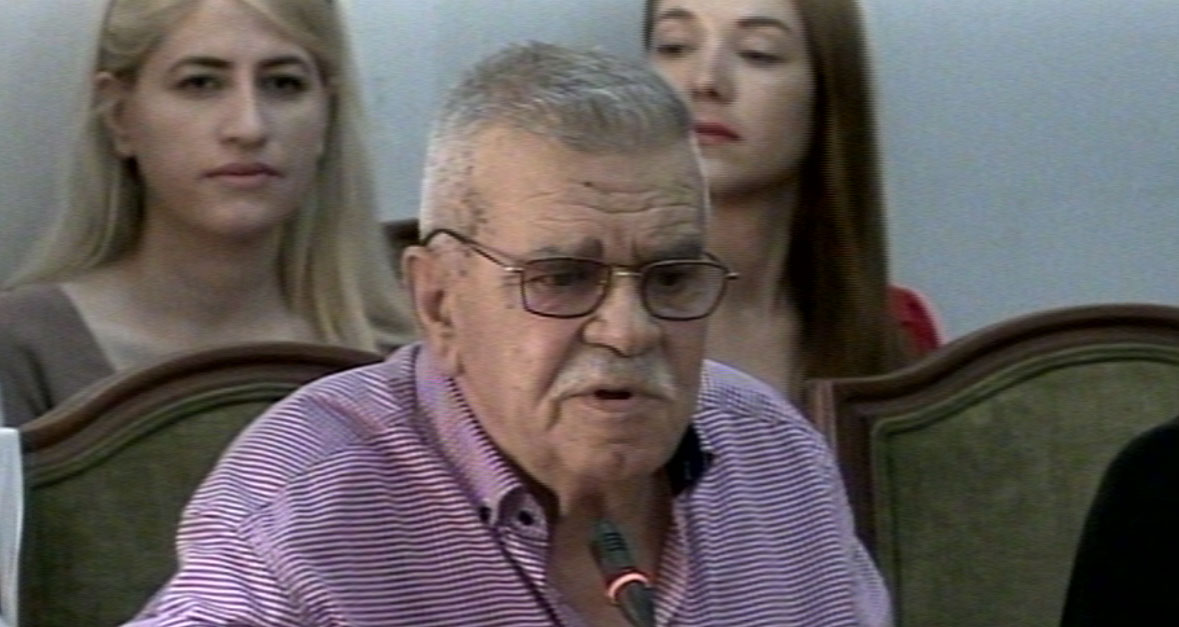 VIDEO/ Robert Ndrenika: Këtu do të nisë lufta, kryeministri po vjedh me shembjen e Teatrit Kombëtar