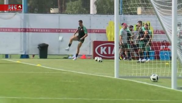 VIDEO/Ronaldo dhuron spektakël edhe në stërvitje, shikojeni se cfarë bën