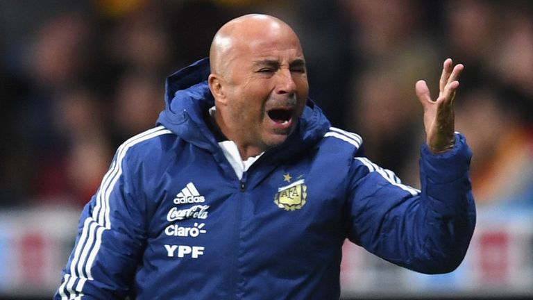 Vetëm 4 ditë para Kupës së Botës, traineri i Argjentinës akuzohet për ngacmim seksual
