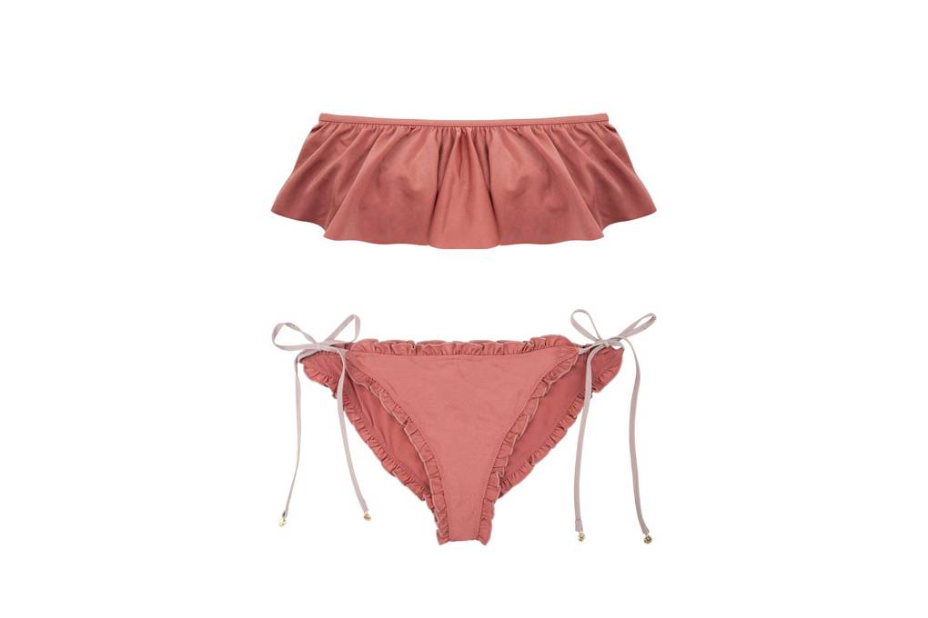 Në dilemë për kostumin e plazhit? – Njihuni me modelet më të mira të kësaj vere!