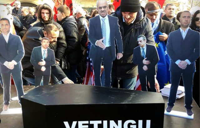 Shkarkimi i dy gjyqtarëve, Berisha:Hakmarrje primitive dhe gjueti shtrigash ndaj origjinës së veriut