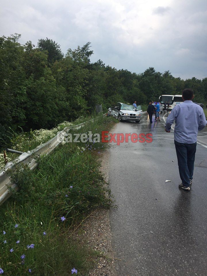 Aksidentohet familja në Kosovë, humbin jetë 3 fëmijët (Foto)