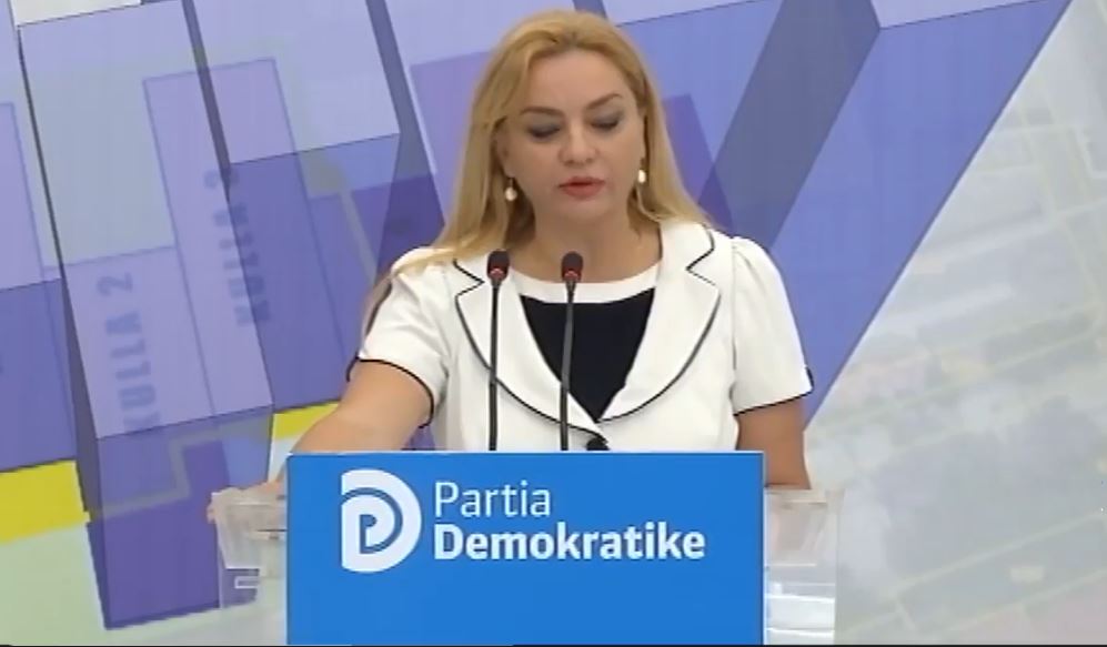 FOTO/Partia Demokratike zbulon fakte, kjo është e vërteta për Kompaninë Fusha