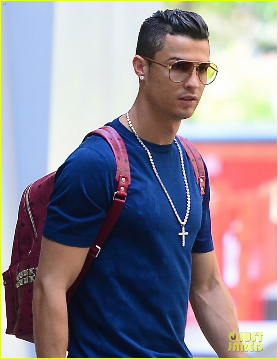 Lë shtëpinë e vjetër, Ronaldo shet çdogjë në Spanjë