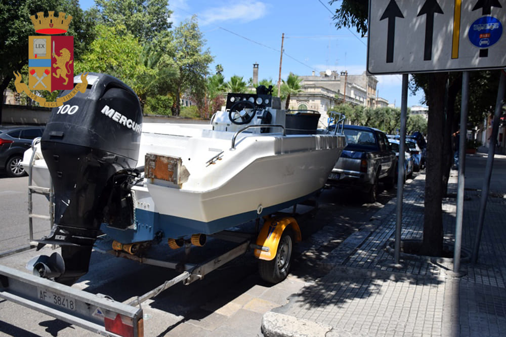 EMRI/Itali, kapet gomonia me gjysëm ton drogë, në pranga shqiptari