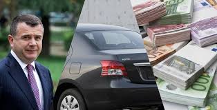 Paratë në ‘Toyota’/ Taulant Yaris i jep 2 milionë euro atij që fsheh gjurmët e tij