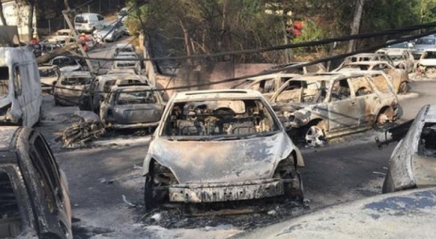 Zjarret në Athinë, ambasada shqiptare publikon numrin për të kërkuar ndihmë