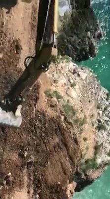 VIDEO/Denoncim, Kryetari i bashkisë së Vlorës, përzien ujin e pijshëm me ujërat e zeza!