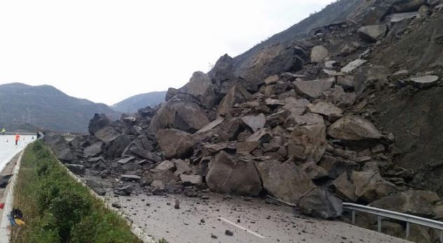 Rruga që po “rrjep” shqiptarët, edhe 3 milionë euro të tjera për autostradën Tiranë – Elbasan