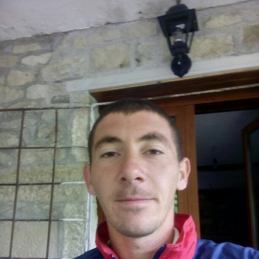 FOTO/Ky është autori i vrasjes së 8 personave në Vlorë