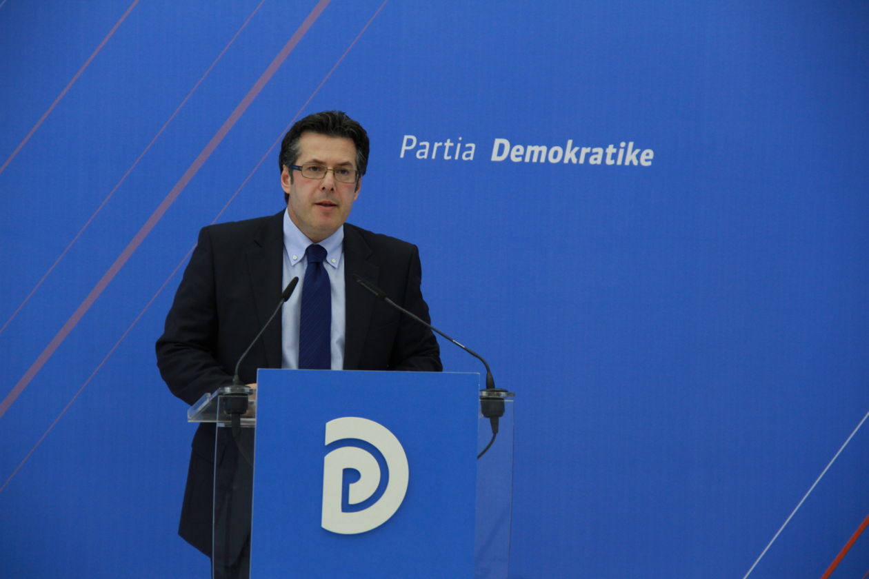 Paloka: Abuzimet e Ramës! Me helikopter nga Vlora në Vlorë