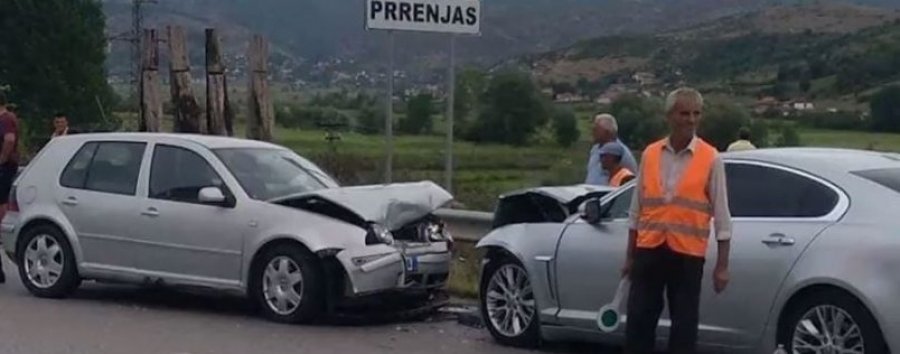 FOTO & EMRA/Aksident i rëndë në aksin Përrenjas – Qafë Thanë, plagosen 5 gra dhe 2 fëmijë