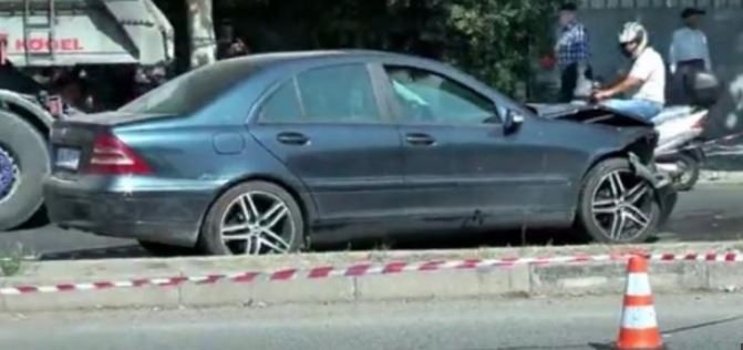 DËSHMIA/Aksidentoi 4 vetë në rrugën e Kamzës, shoferja tregon gabimin e saj