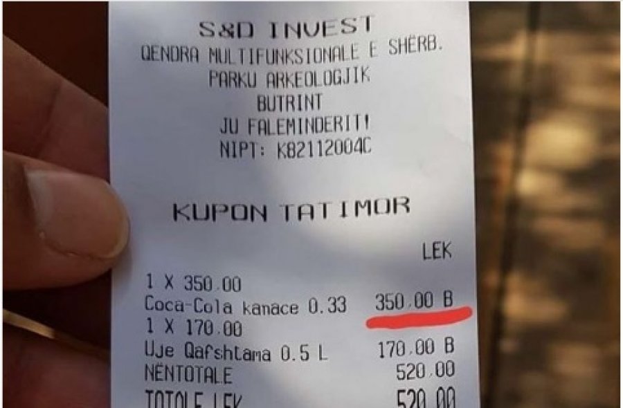 FOTO/ Vazhdojmë ti “rrjepim” pushuesit, ja sa kushton një pije freskuese dhe një ujë në Butrint