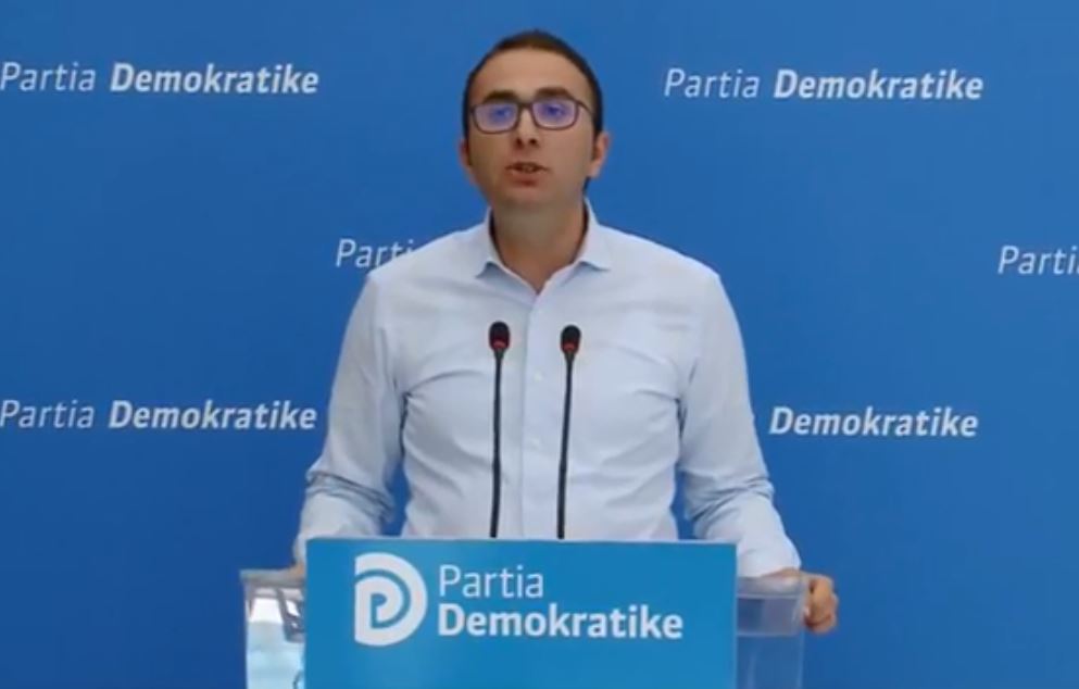 VIDEO/PD kërkon hetim pasuror, të gjendet kush i dha mikut trafikant të Ballës miliona euro tendera