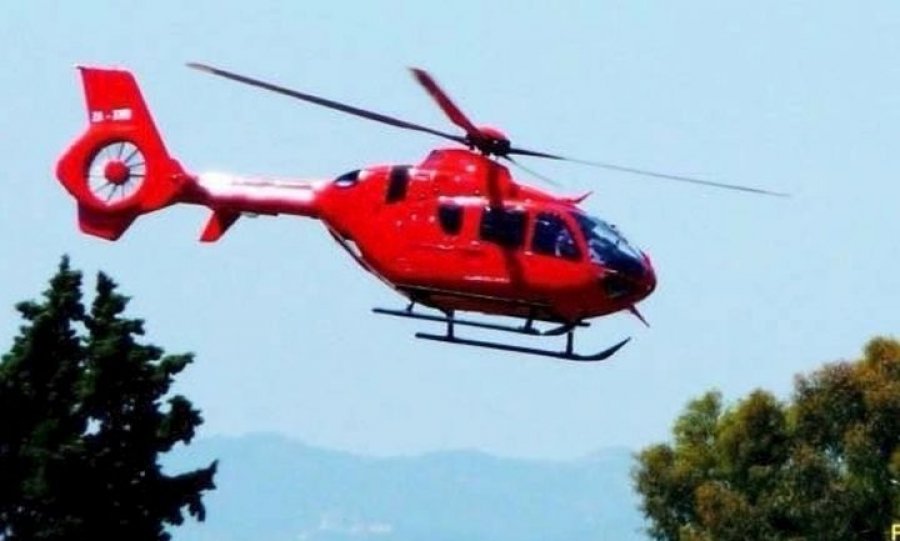 I helmuari me fostoksinë niset me helikopter nga Saranda drejt Tiranës