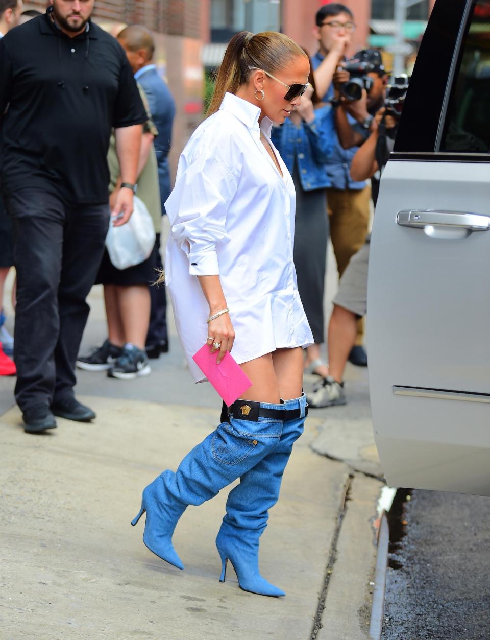 FOTO GALERI/ Le të veshim çizmet si xhinse, njësoj si J-Lo