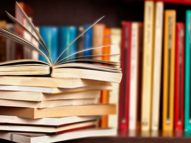 Rreth 1 milionë shqiptarë nuk kanë lexuar asnjë libër, anketa nxjerr kush grupmoshë lexon më shumë libra