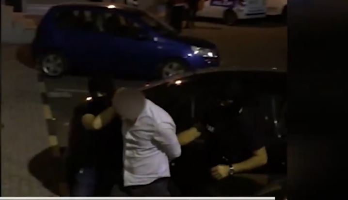 VIDEO/Shisnin kokainë në lokalet me muzikë dhe tallava, arrestohen 2 persona në Tiranë