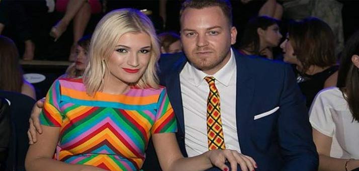 FOTO/Dasma e Ledionit dhe Sarës erdhi, kush janë të ftuarit VIP