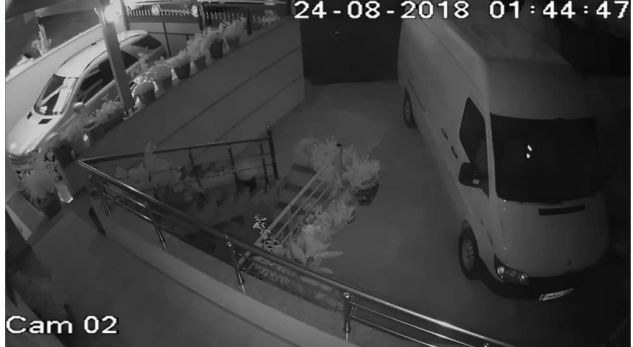 Flet nënkryetari i bashkisë pas djegies së makinës: “Donin të më asgjësonin….”