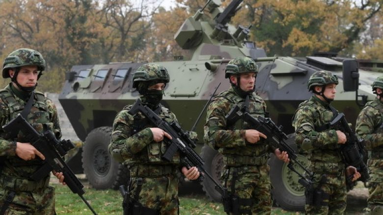 Kosova vigjilente, serbët shtojnë forcat luftarake në veri
