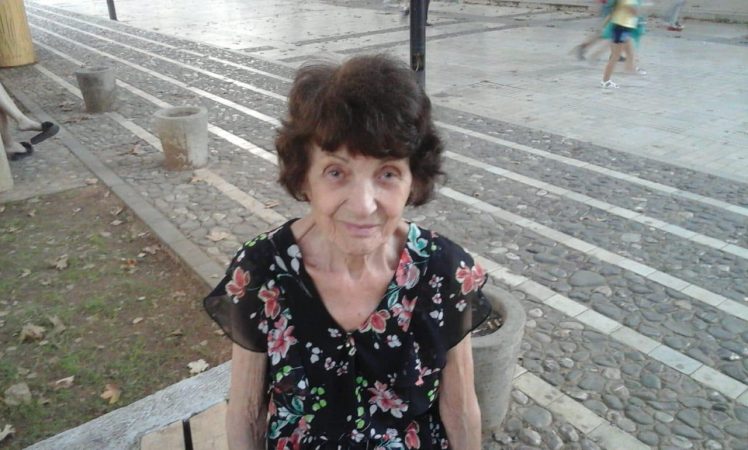 FOTO/Humb e moshuara në Tiranë, policia kërkon ndihmë