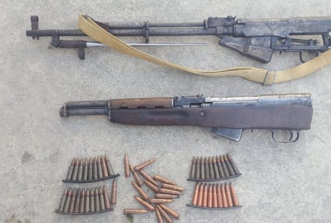 Vetëm 18 vjeç dhe me tre armë me vete, arrestohet i riu tek ‘Kodra e Fiqve’