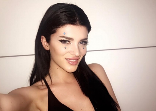 Era Istrefi deri në Brazil, nominohet për një çmim të madh