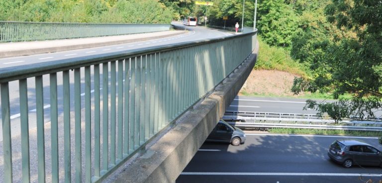 Vetëvrasja e shqiptarit në Gjermani, deputeti: Kthimi në Shqipëri, më e rëndë se vdekja