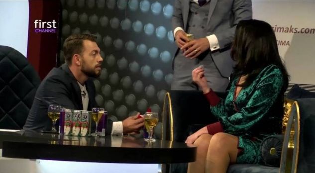 VIDEO/Greta Koçit i propozojnë për martesë live në emision