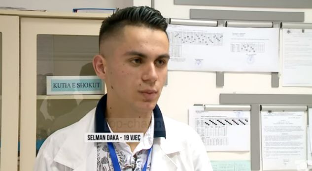 Infermieri që nuk ëndërron Gjermaninë, prej dy vitesh punon si vullnetar