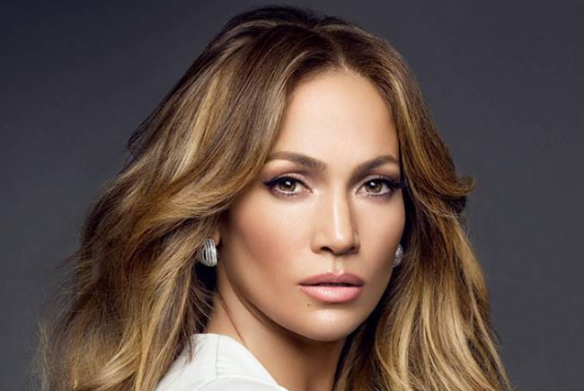 ‘Ndjehem një supergrua’, Jennifer Lopez nxjerr foton që nuk e kishim parë deri më sot
