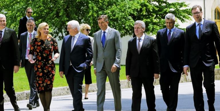 Korrigjimi i kufijve Kosovë-Serbi apo “korrigjimi i tërë ballkanit”