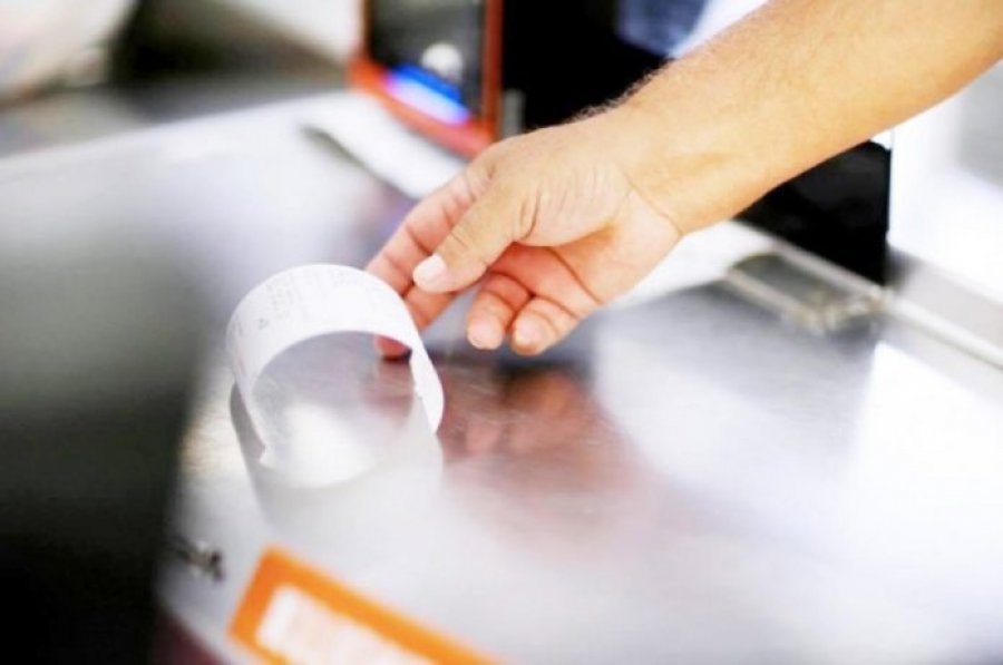 Paralajmërim nga tatimet për bizneset e vogla: Kujdes me gabimet me shtypjen e kasës, ndryshe…