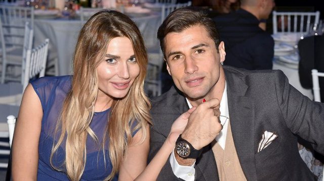 ‘Loriku është më i bukur se ty’, ja si përgjigjet gruaja