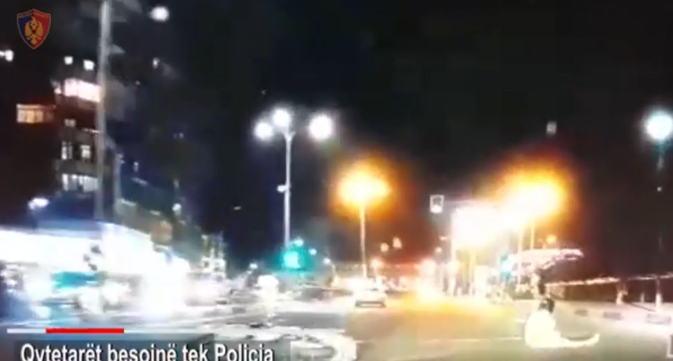 VIDEO/Tentoi të largohej nga vendi i aksidentit, arrestohet shoferi i dehur në Tiranë