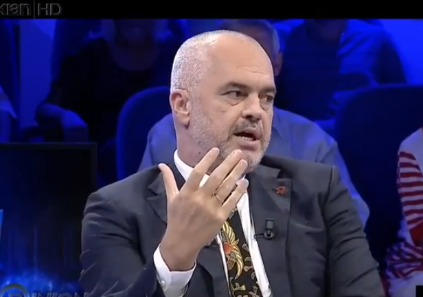 Rama e thotë me bindje: “Teatrit i ka ardhur fundi, ka shumë pak kulla në Tiranë”