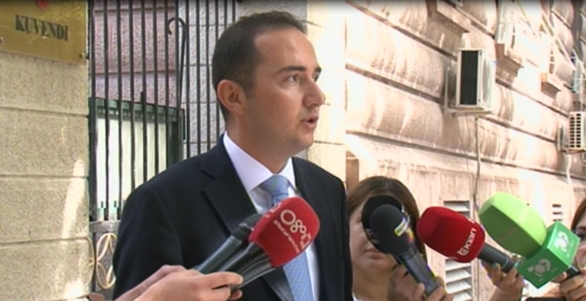 Vettingu për politikanët, Salianji:Nuk ka negociata, vetëm PO ose JO!