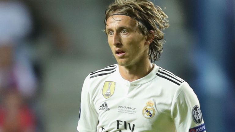 Modric pranon akuzat, gati të paguajë gjobat për fshehje të parave