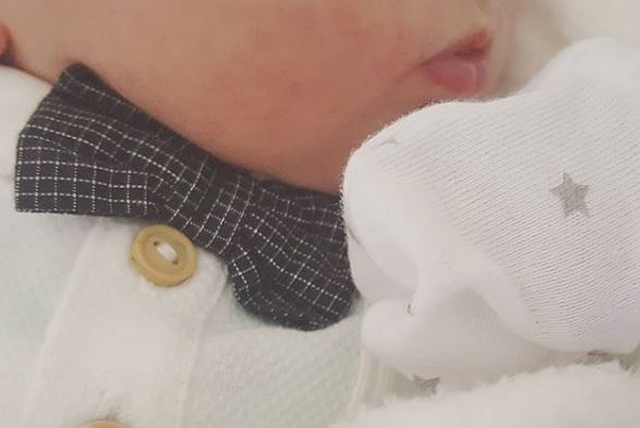 Aktori i humorit shqiptar bëhet baba për herë të parë, zbuloni emrin e vecantë të vogëlushit