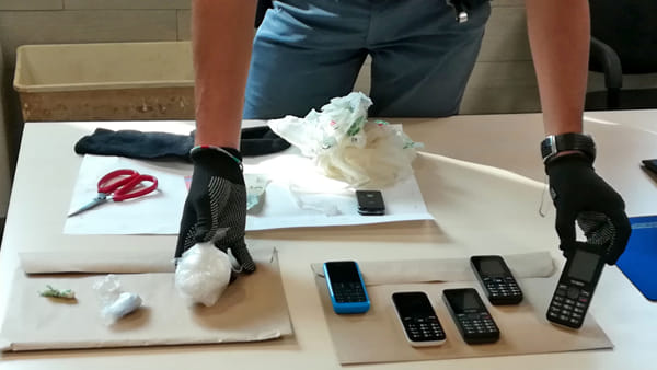 Tregtari shqiptar i kokainës i arratiset policisë me biçikletë