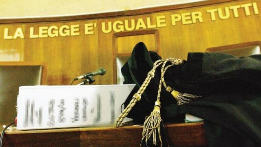 EMRA/ Prokuroria italiane “fundos” 4 grabitësit shqiptarë