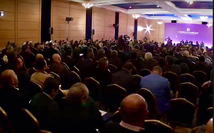 FOTO/’Inspektorët tatimorë detyrohen të marrin pjesë në Asamblenë e PS’