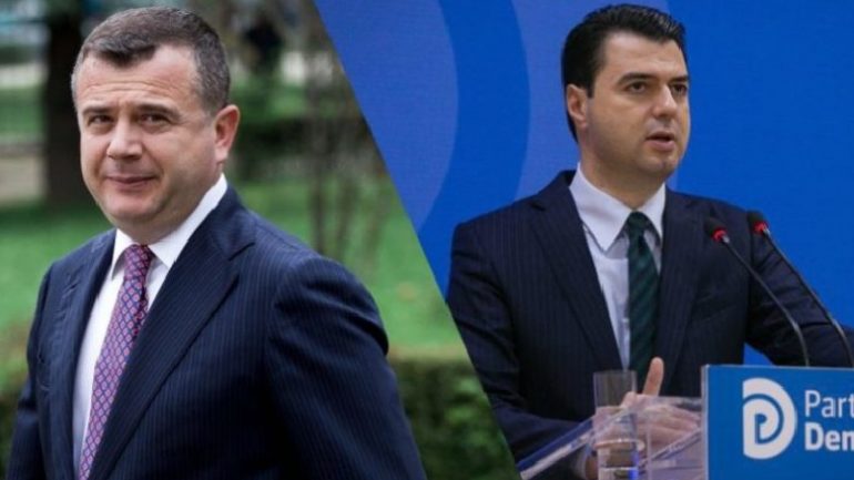 Taulant Balla bën “të fortin”, sfidon Bashën: “Nesër pres përballjen në gjykatë”